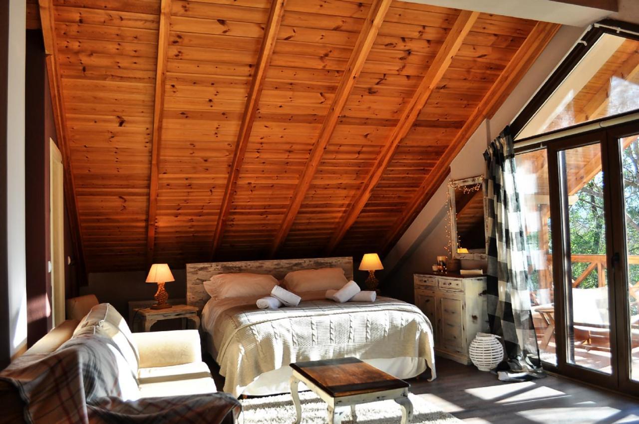 Chalet Coquelicot كالافريتا المظهر الخارجي الصورة