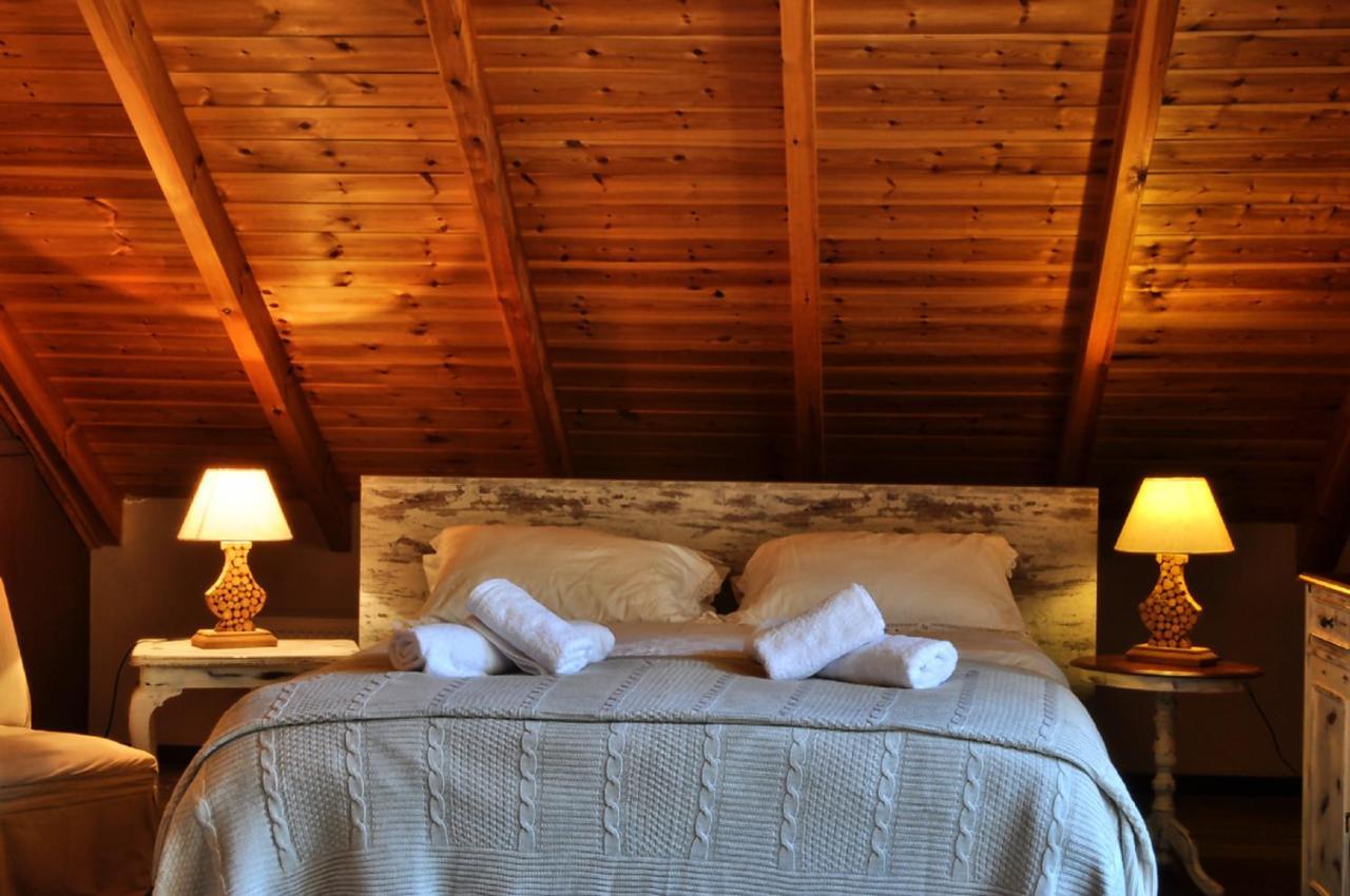Chalet Coquelicot كالافريتا المظهر الخارجي الصورة