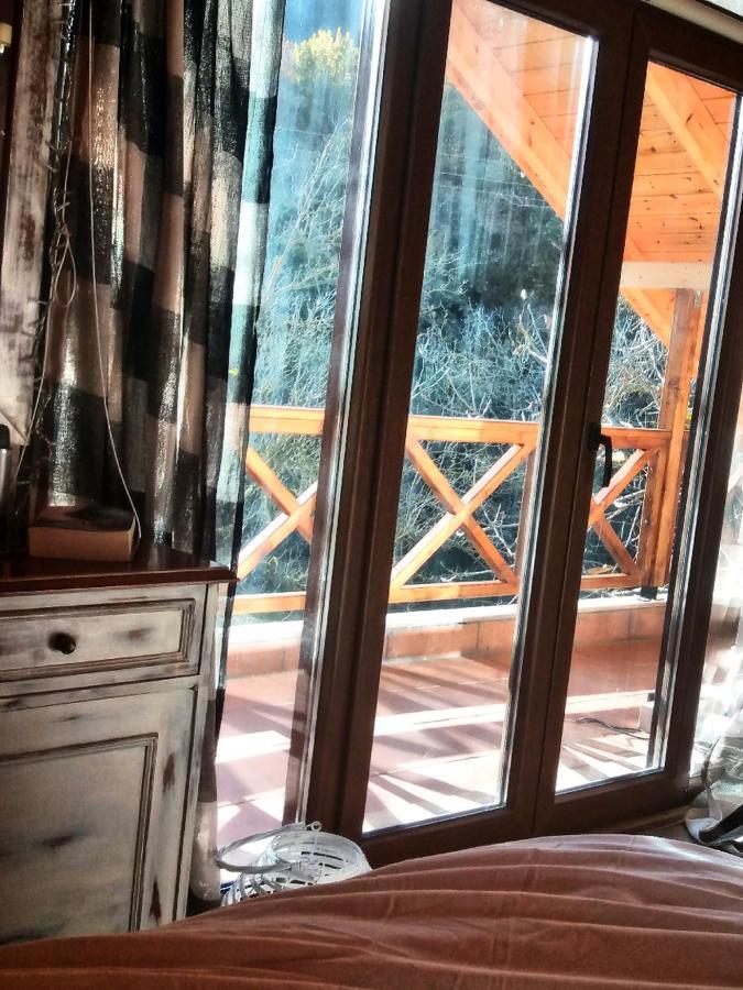 Chalet Coquelicot كالافريتا المظهر الخارجي الصورة